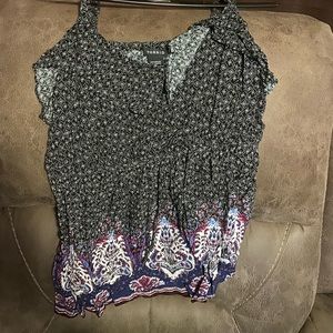 Torrid shirt
Size 1